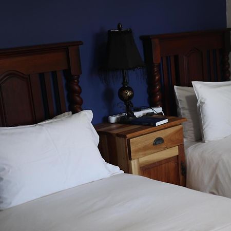The Boston Guest House Bellville Extérieur photo